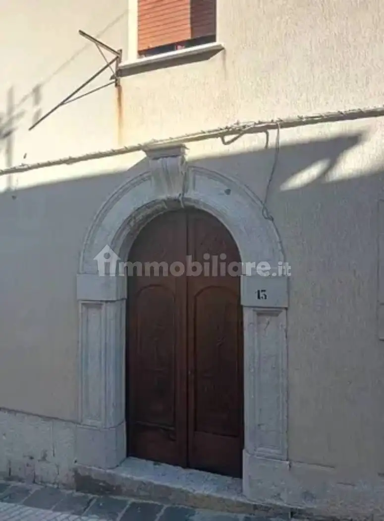 Appartamento in vendita a Montaquila