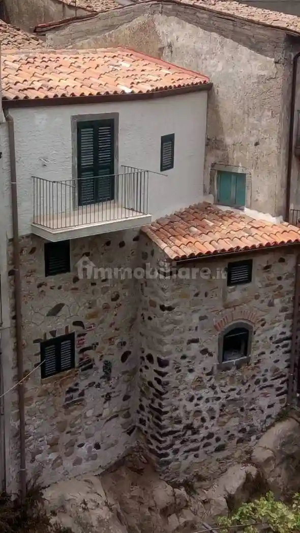 Casa indipendente in vendita a Castiglione di Sicilia