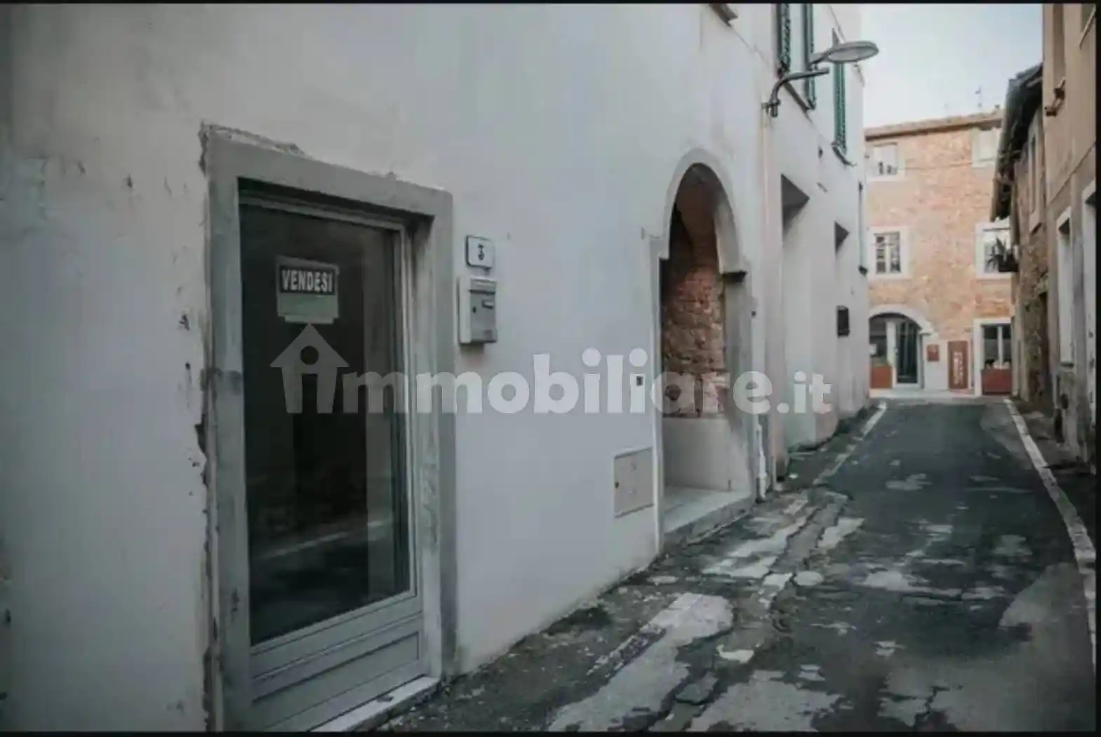 Casa indipendente in vendita a Montevarchi