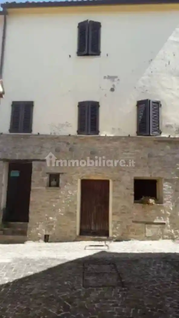 Casa indipendente in vendita a Arcevia