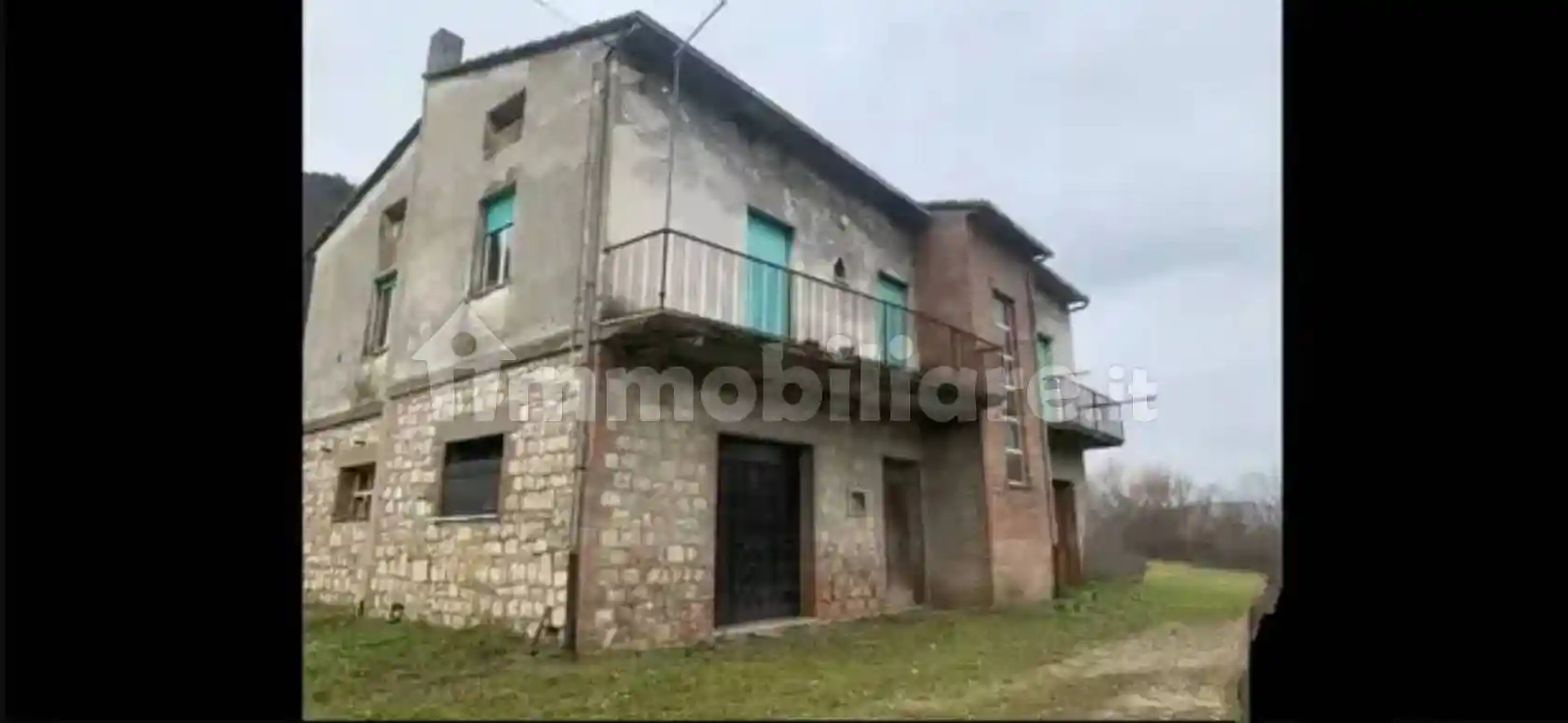 Rustico - Casale in vendita a Montefalco