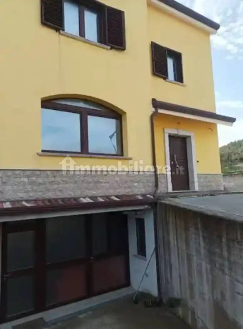 Villa unifamiliare via Giacomo Leopardi, Lagopesole, Avigliano - foto 2