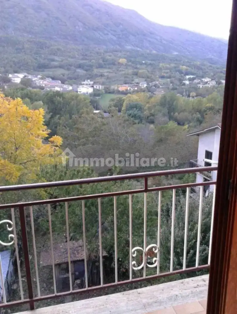 Appartamento in vendita a Tornimparte