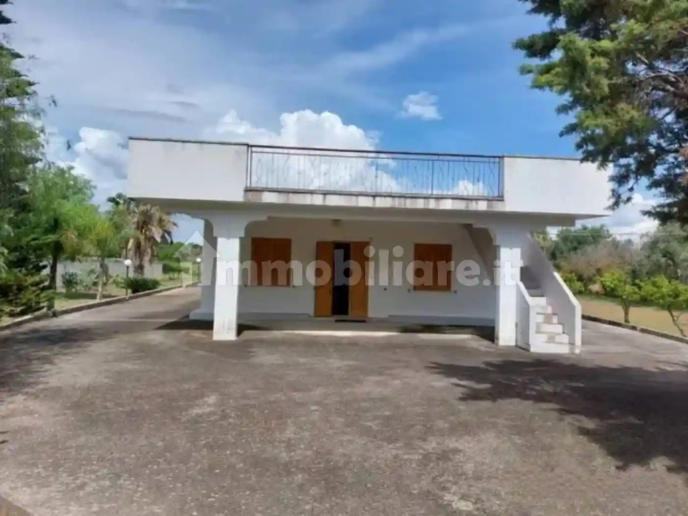 Villa in vendita a Aradeo