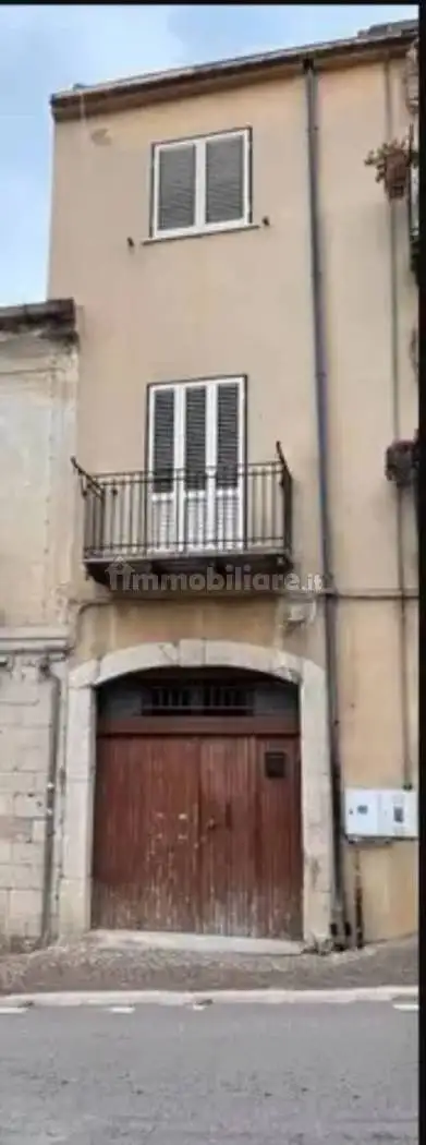 Casa indipendente in vendita a Guardia Sanframondi