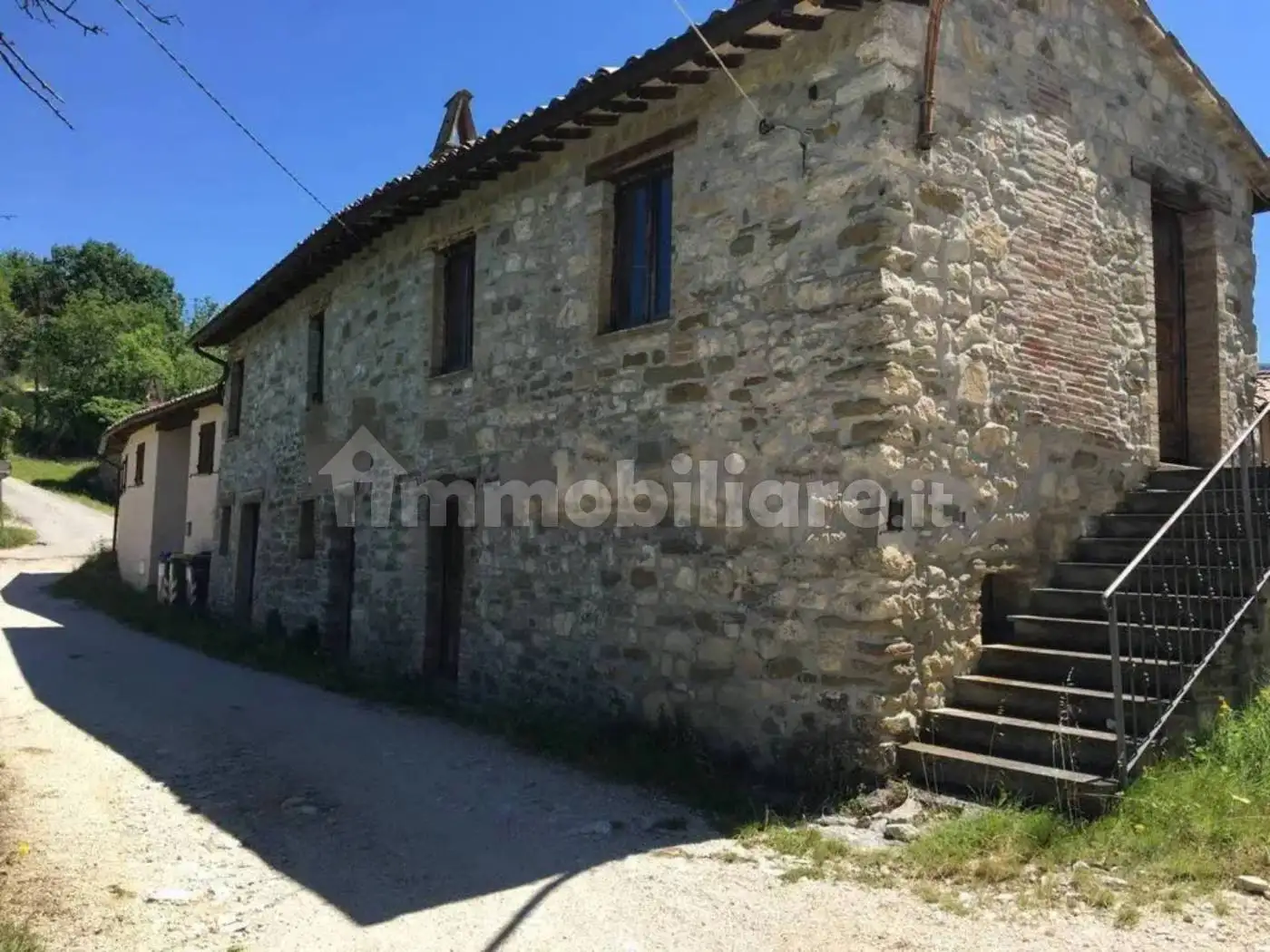 Rustico - Casale in vendita a Valtopina