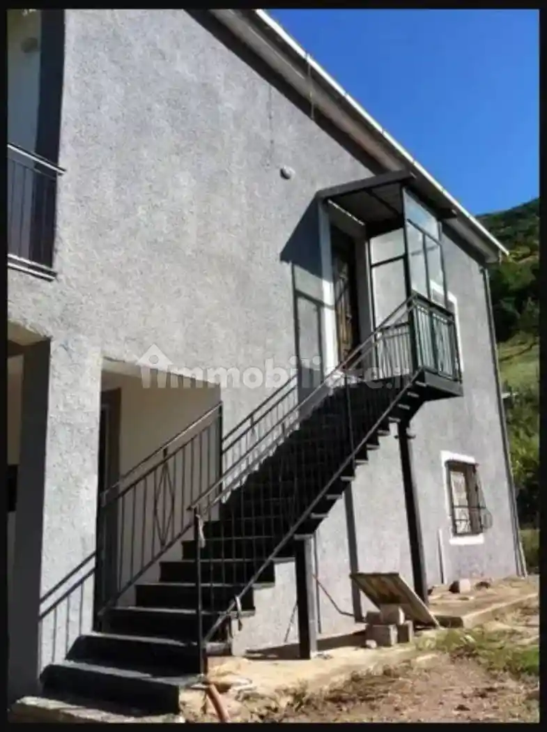 Terratetto unifamiliare Contrada Schiavi, Brienza - foto 3