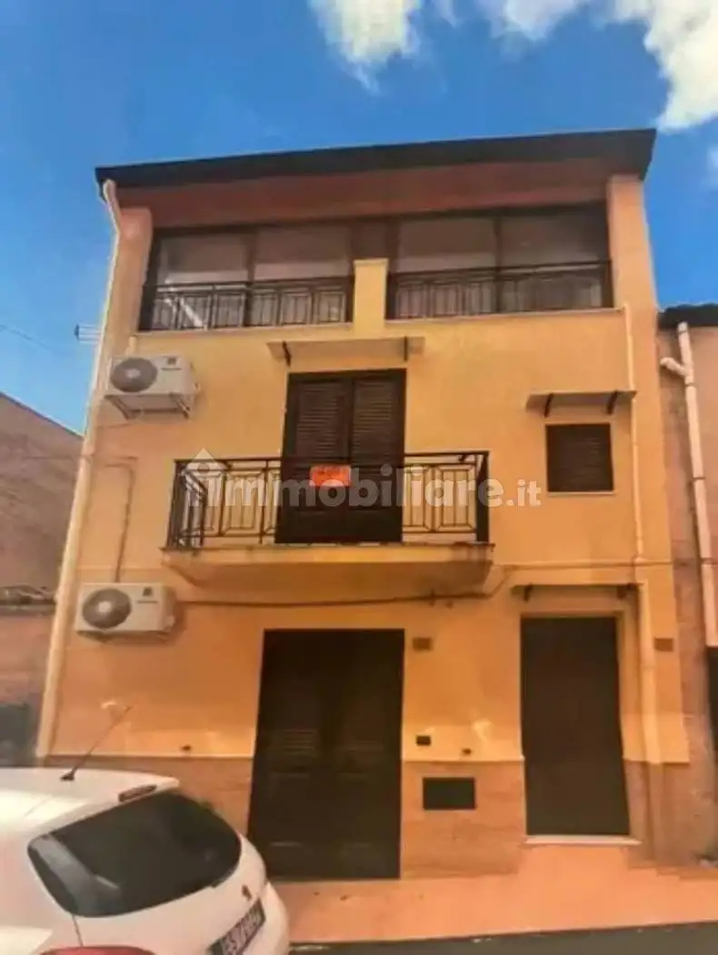 Appartamento in vendita a Ventimiglia di Sicilia