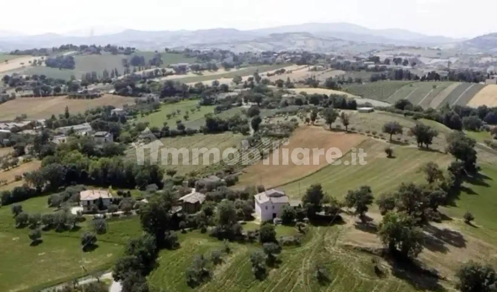 Rustico - Casale in vendita a Castelleone di Suasa