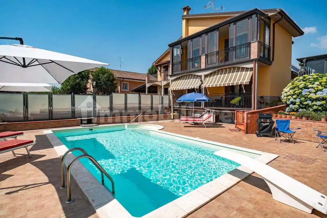 Villa in vendita a Viagrande