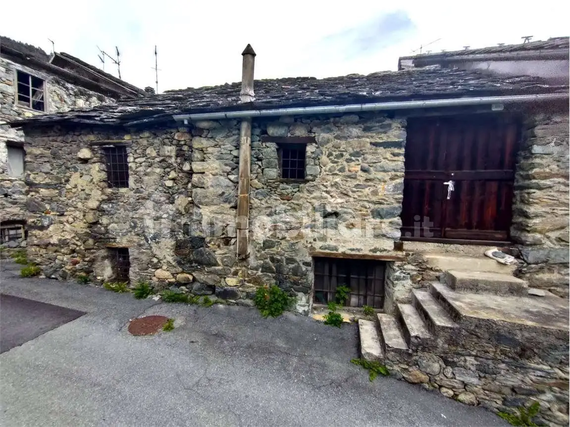 Rustico - Casale in vendita a Challand-Saint-Anselme