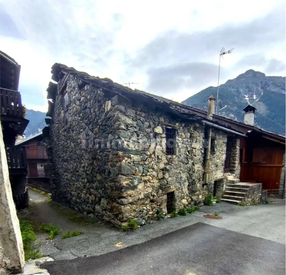 Rustico frazione pésan, Quincod, Challand-Saint-Anselme - foto 2