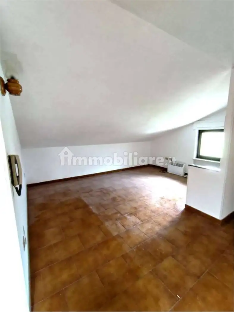 Monolocale frazione Corliod, 11, Challand-Saint-Anselme - foto 5