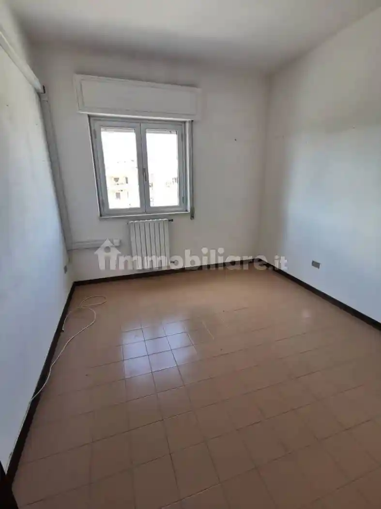 Quadrilocale via C. Amirante, Soverato Marina, Soverato - foto 4