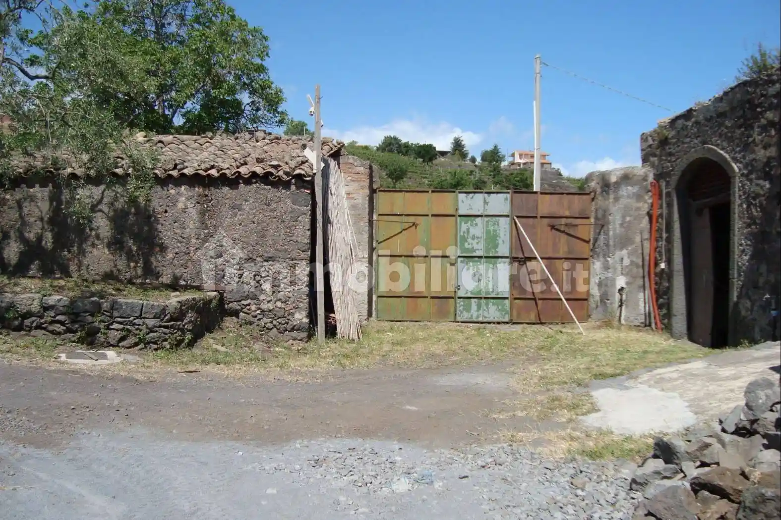 Palazzo - Edificio in vendita a Castiglione di Sicilia