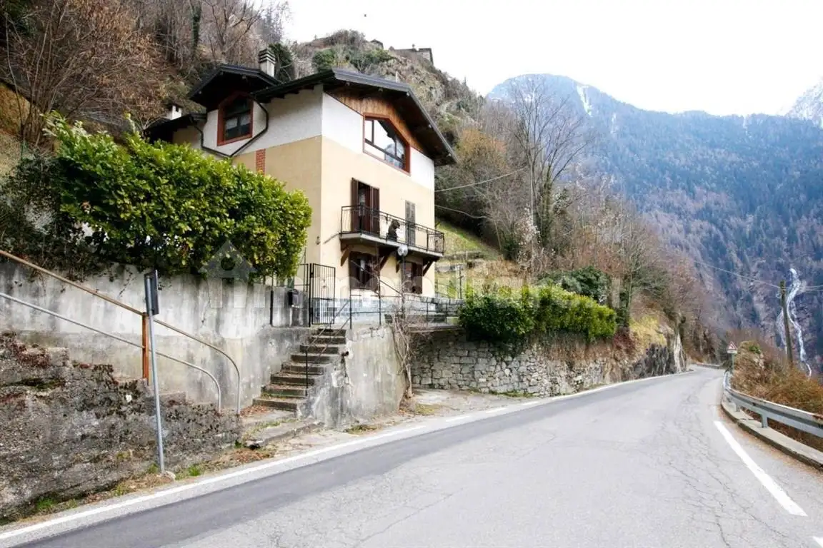 Casa indipendente in vendita a Branzi