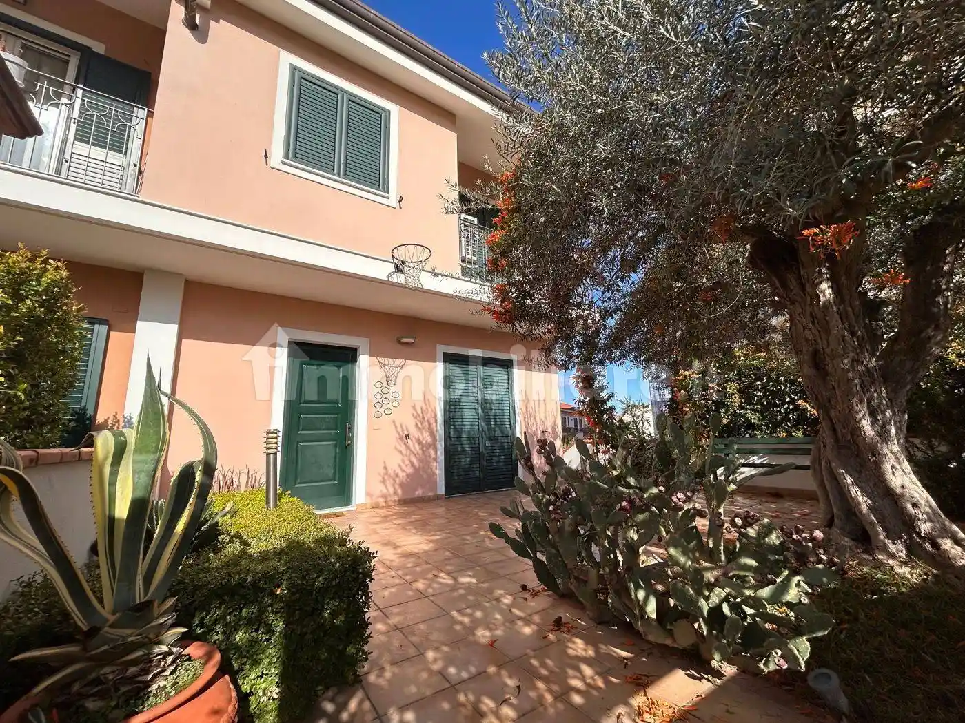 Villetta a schiera in vendita a Barcellona Pozzo di Gotto