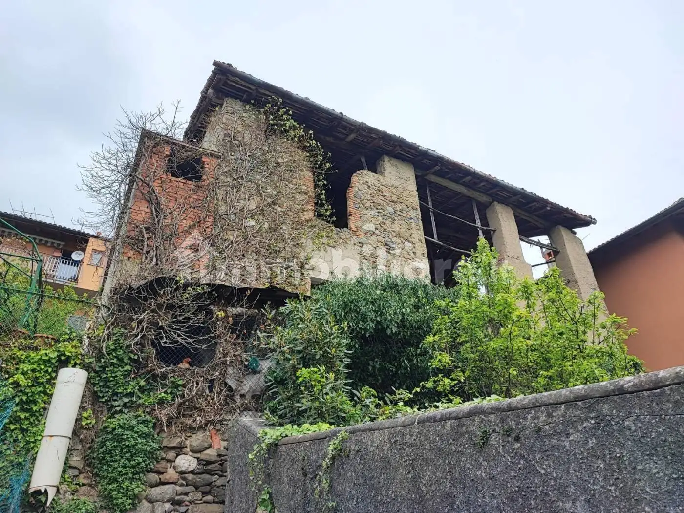 Rustico - Casale in vendita a Colle Brianza
