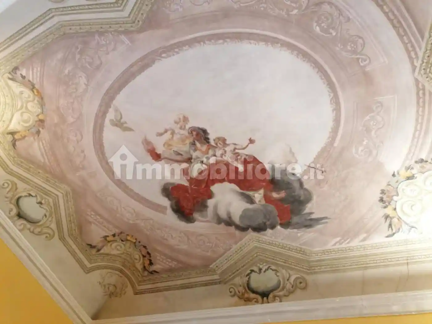 Appartamento in vendita a Carrara