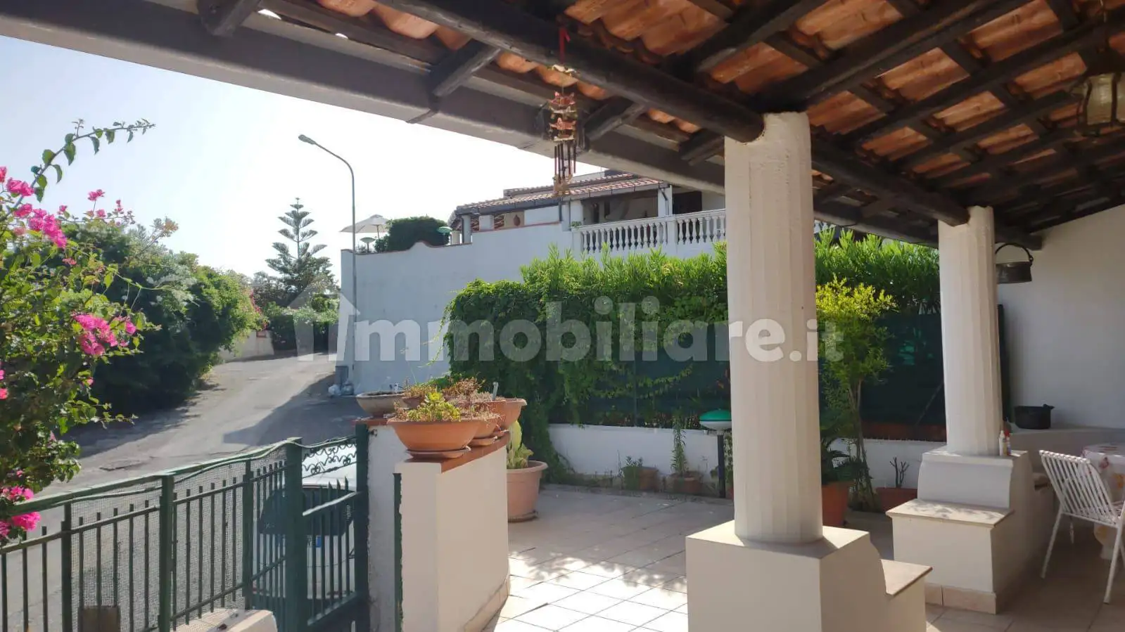 Villa in affitto a Falcone