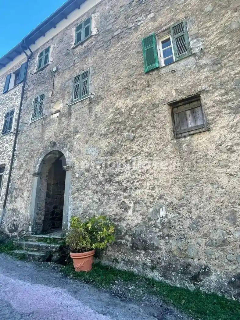 Villa in vendita a Sesta Godano