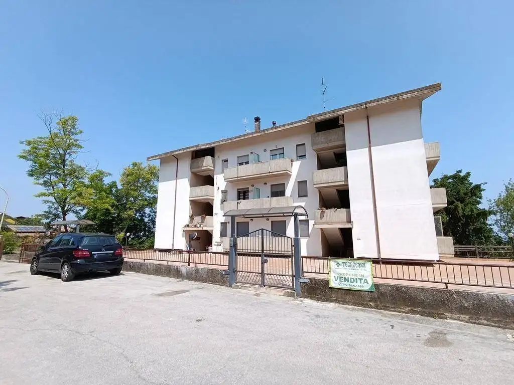 Appartamento in vendita a Pineto
