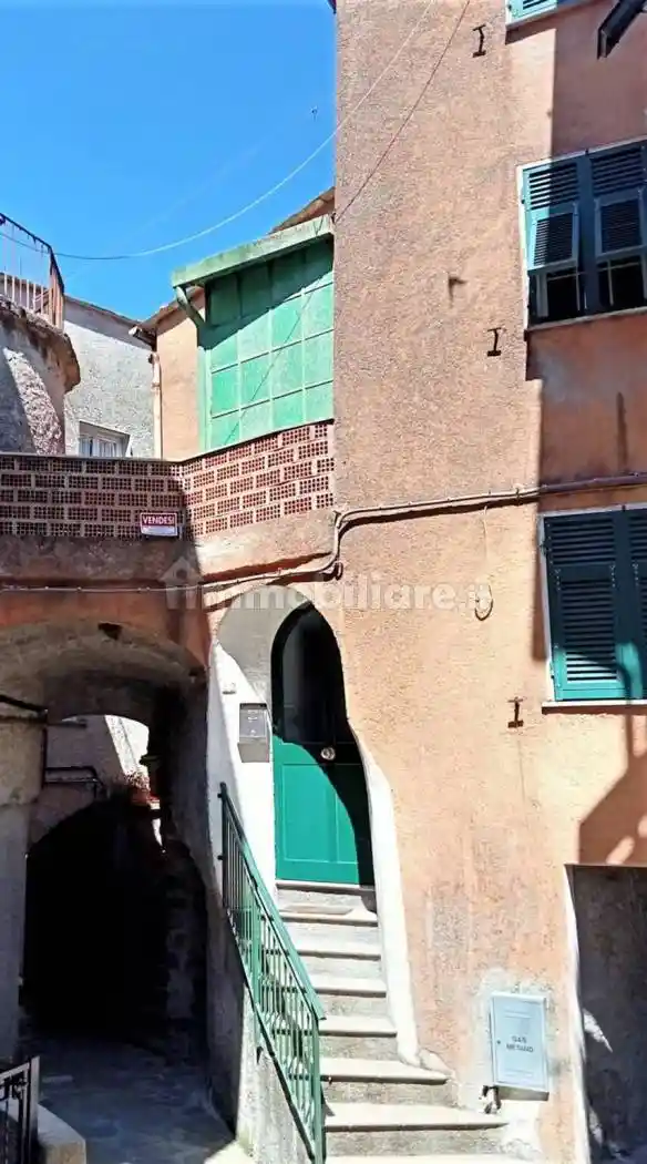 Appartamento in vendita a Carro