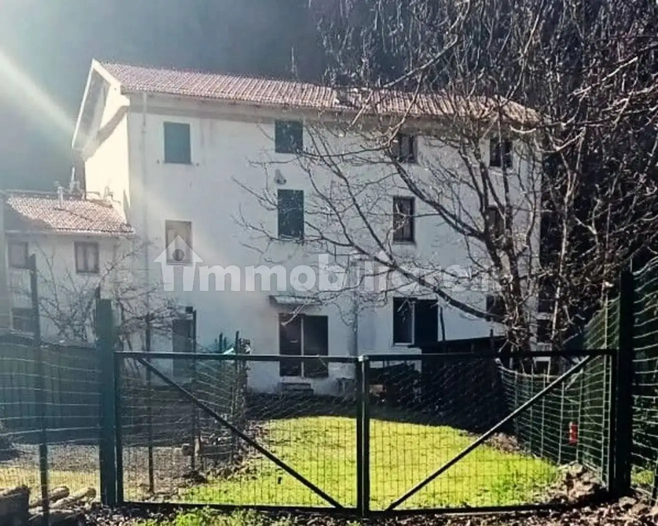 Appartamento in vendita a Carrodano