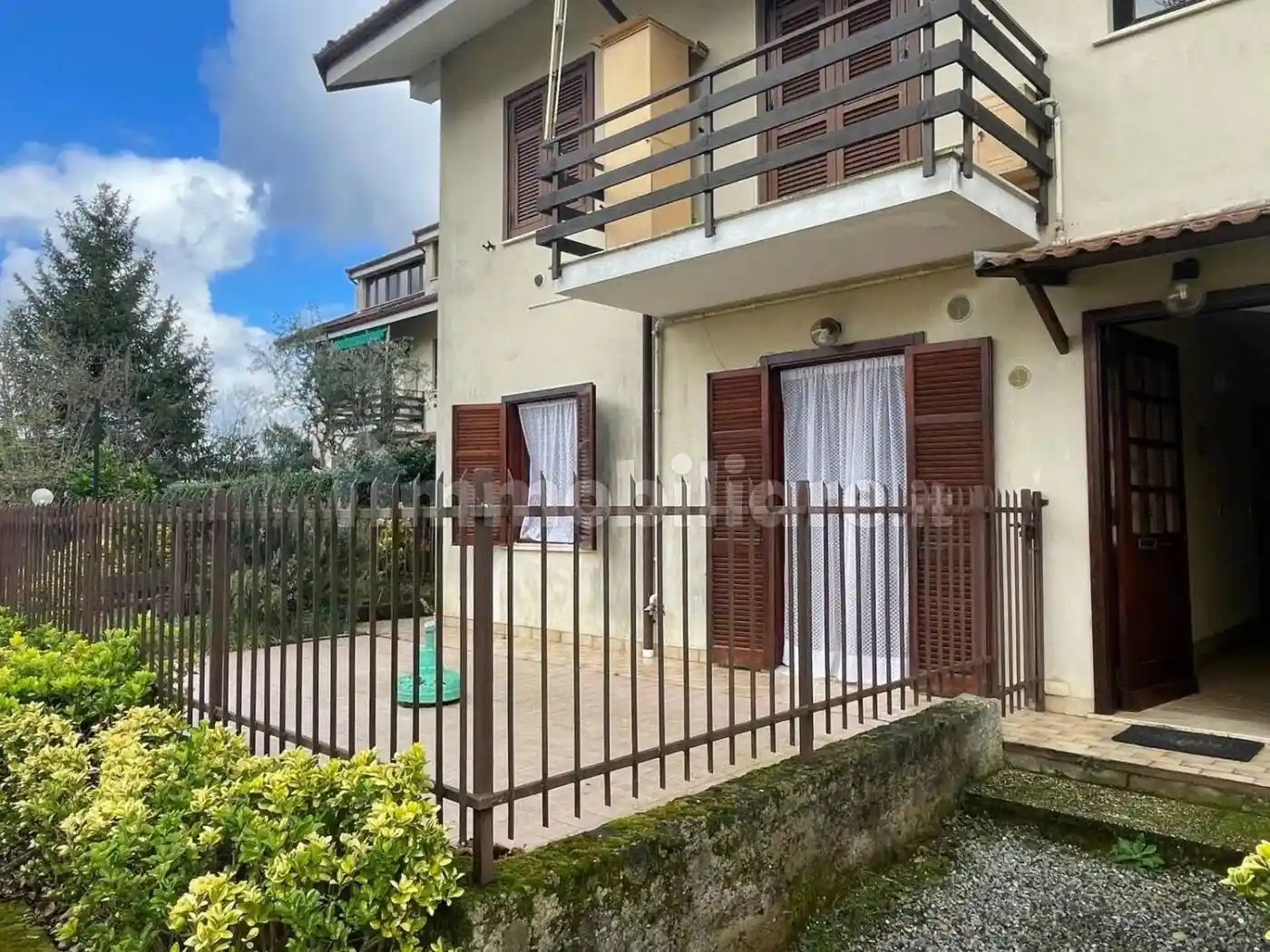 Appartamento in vendita a Carro