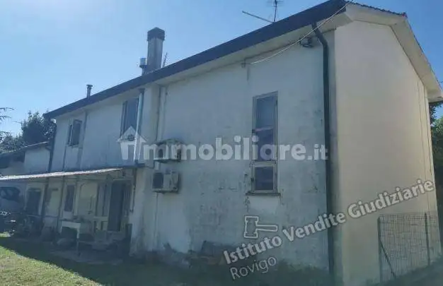 Palazzo - Stabile in asta a Piacenza d'Adige