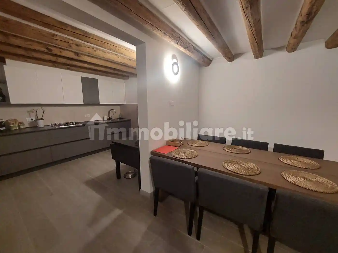 Trilocale ottimo stato, su più livelli, Prato della Valle - Pontecorvo, Padova - foto 2