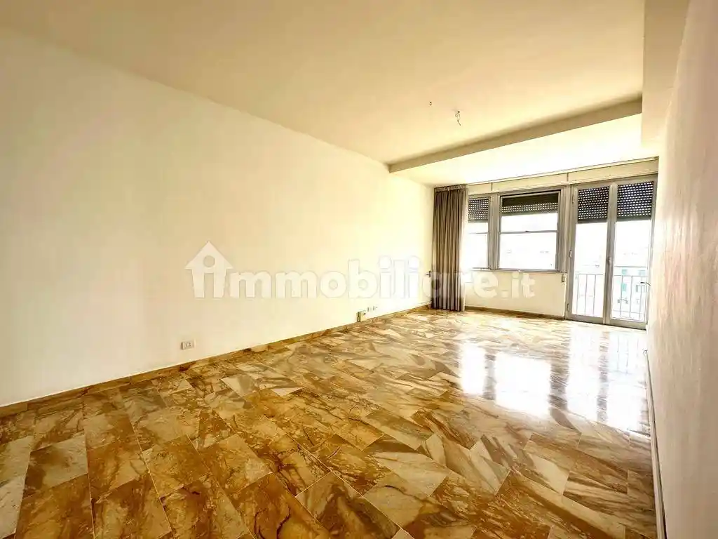 Appartamento in vendita a Livorno