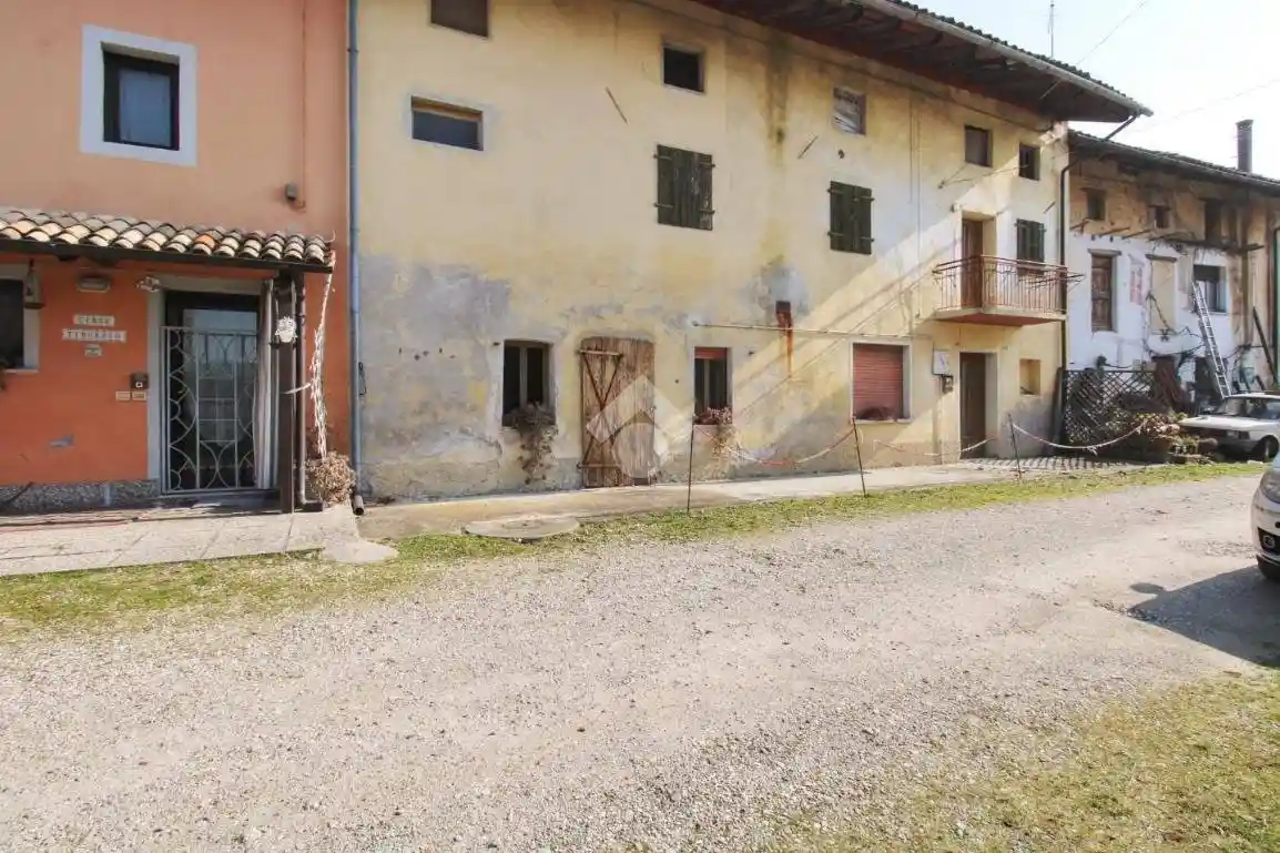 Rustico - Casale in vendita a San Vito di Fagagna