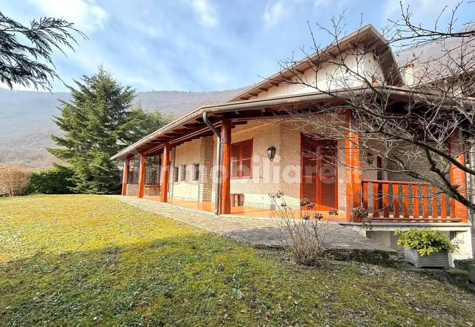 Villa in vendita a Ranzanico