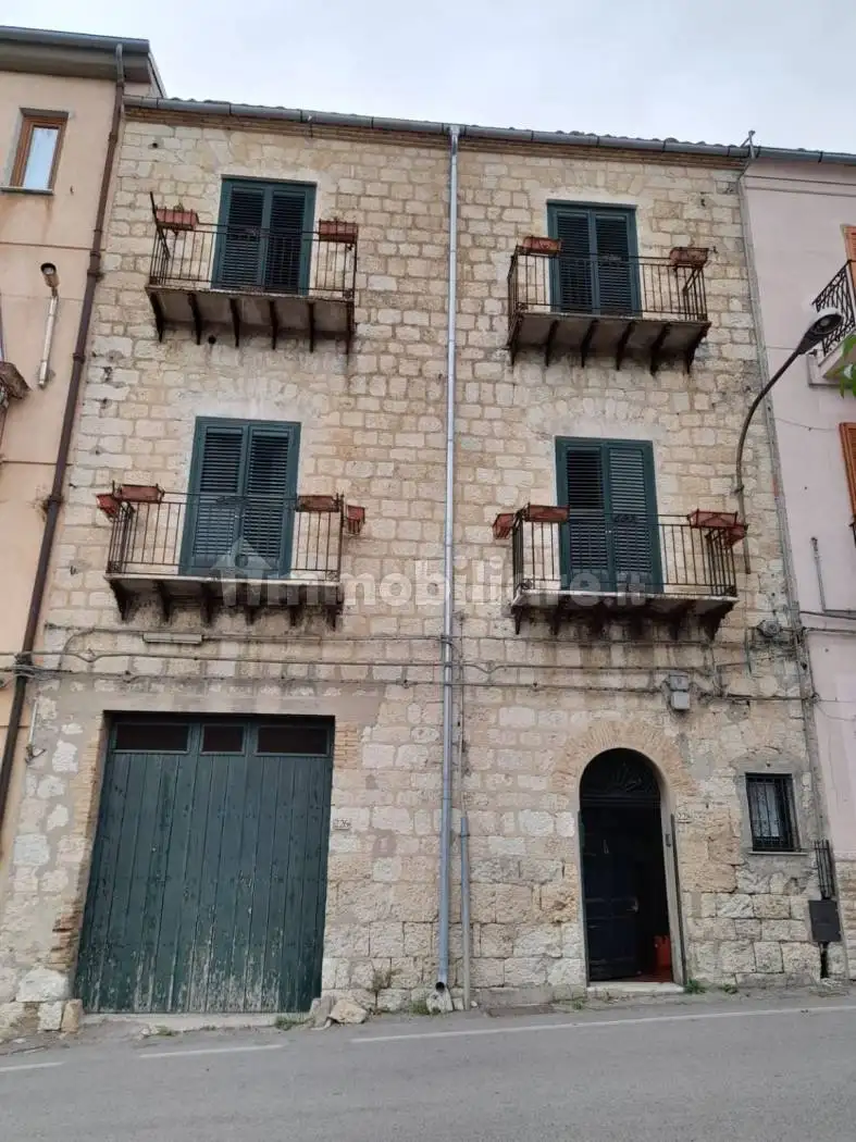 Casa indipendente in vendita a Petralia Sottana