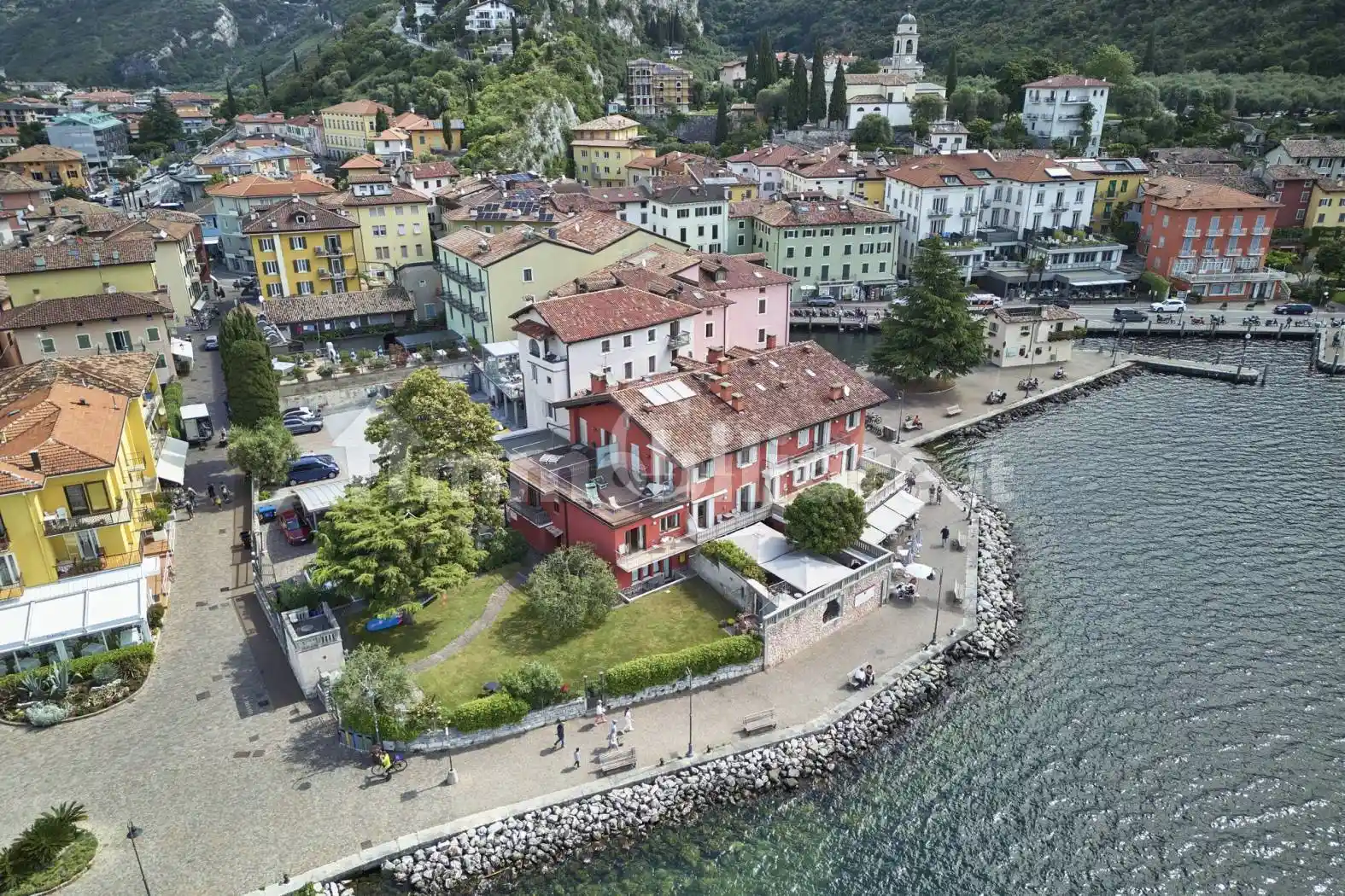 Appartamento in vendita a Nago-Torbole