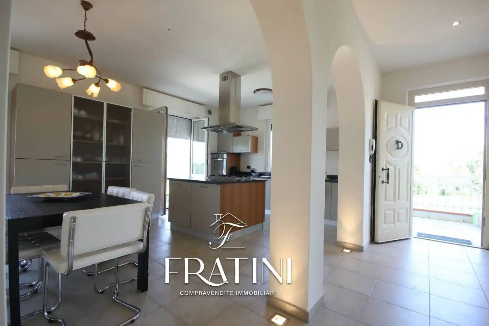 Appartamento via per Teramo 3, Centro, Civitella del Tronto - foto 2