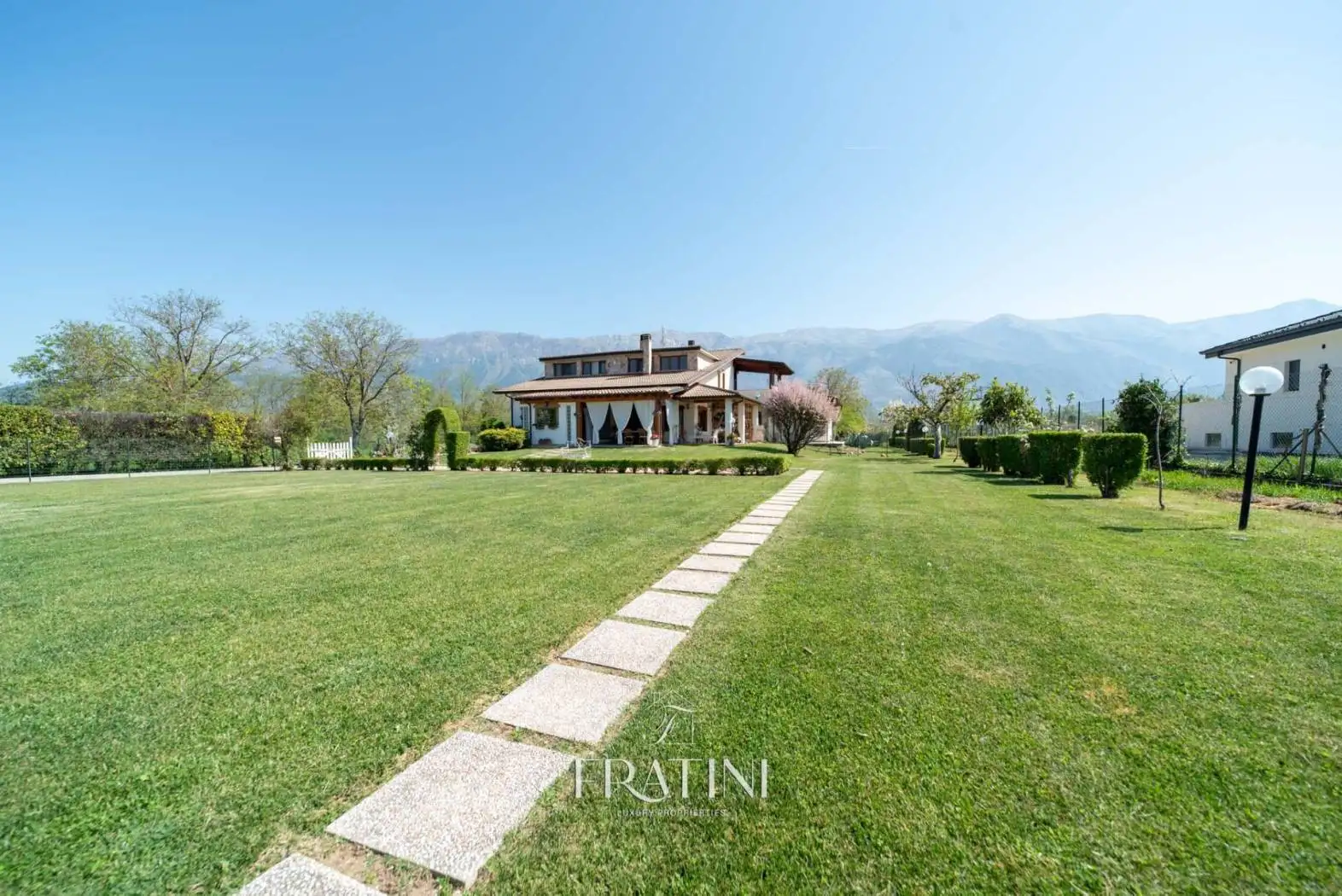 Villa in vendita a Pratola Peligna