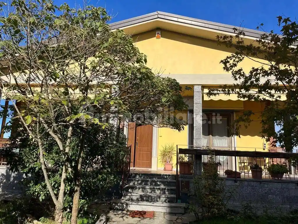 Villa in vendita a Lu e Cuccaro Monferrato