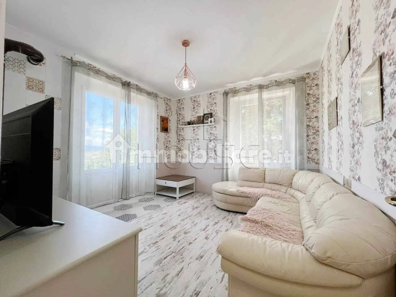 Appartamento in affitto a Caprese Michelangelo