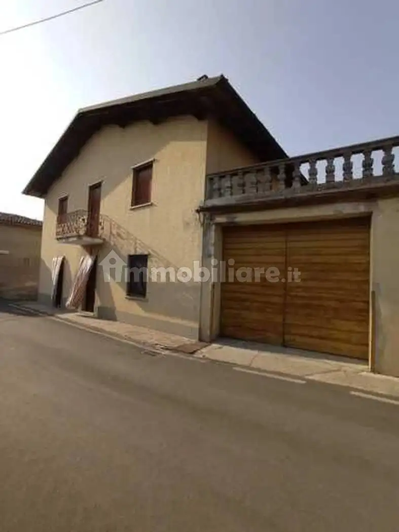 Villa unifamiliare via Valle San C., Castelvisconti - foto 2