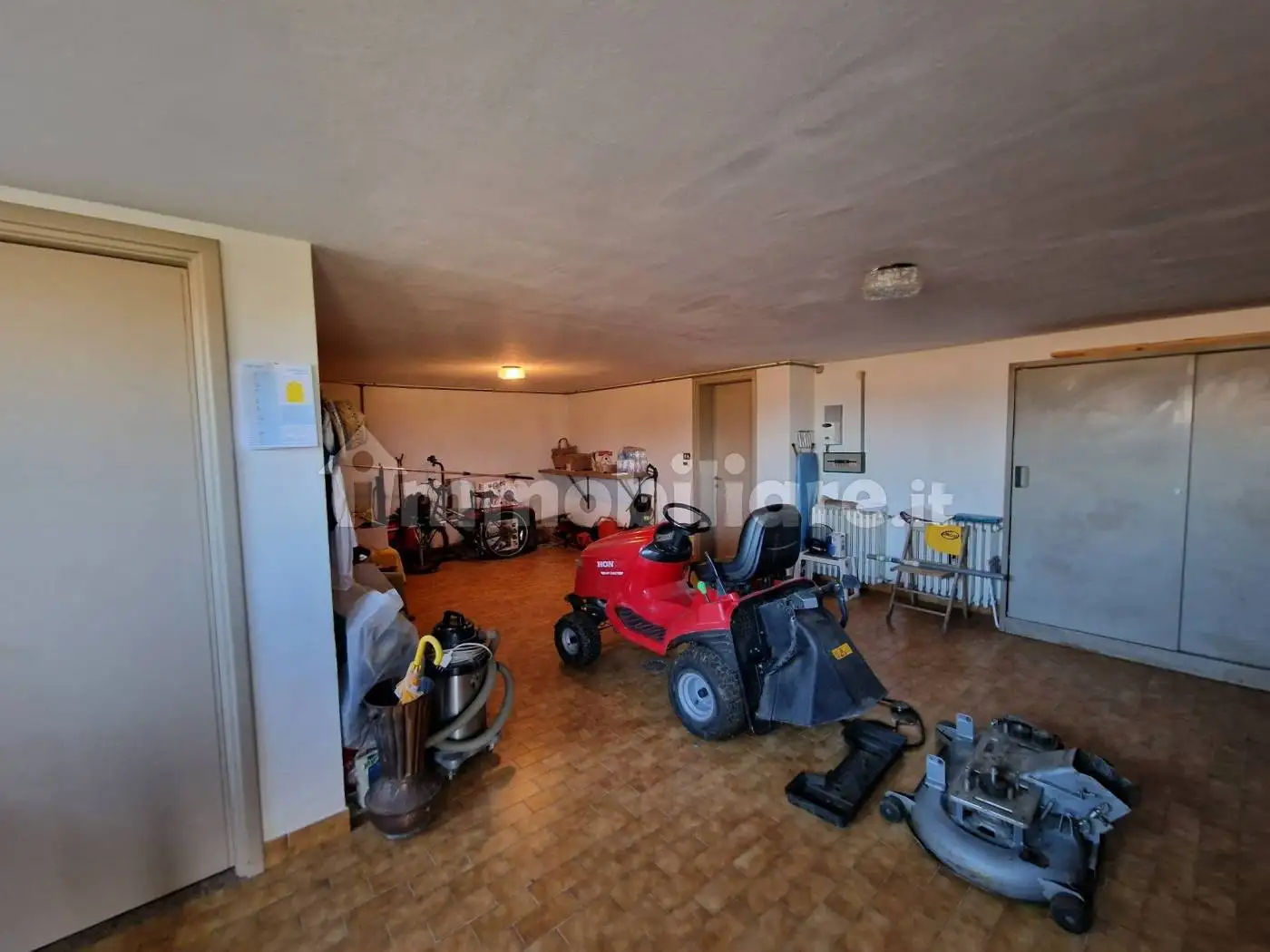 Villa unifamiliare, buono stato, 768 m², Centro, Commessaggio - foto 2