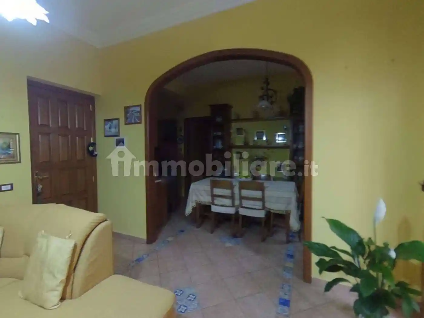 Appartamento in vendita a Campofelice di Roccella