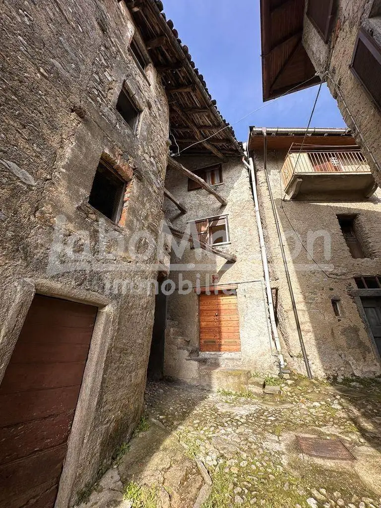 Terratetto plurifamiliare via garibaldi, Duno - foto 2