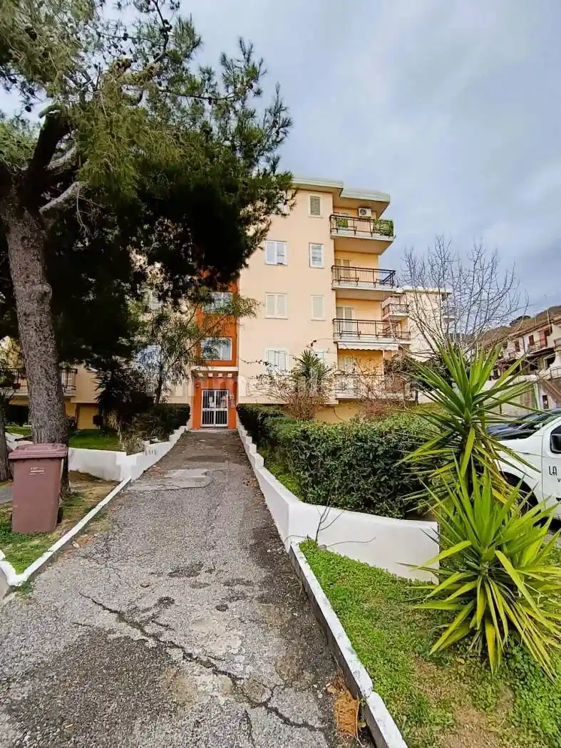 Trilocale via Silvio Pellico, Centro, Cetraro - foto 2