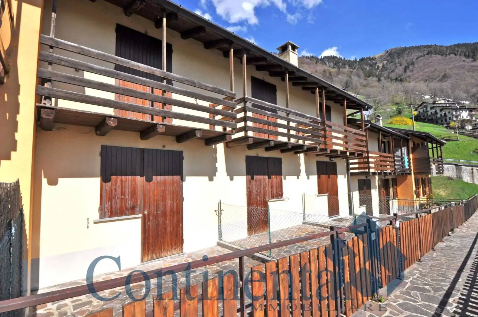 Villetta a schiera in vendita a Cusio