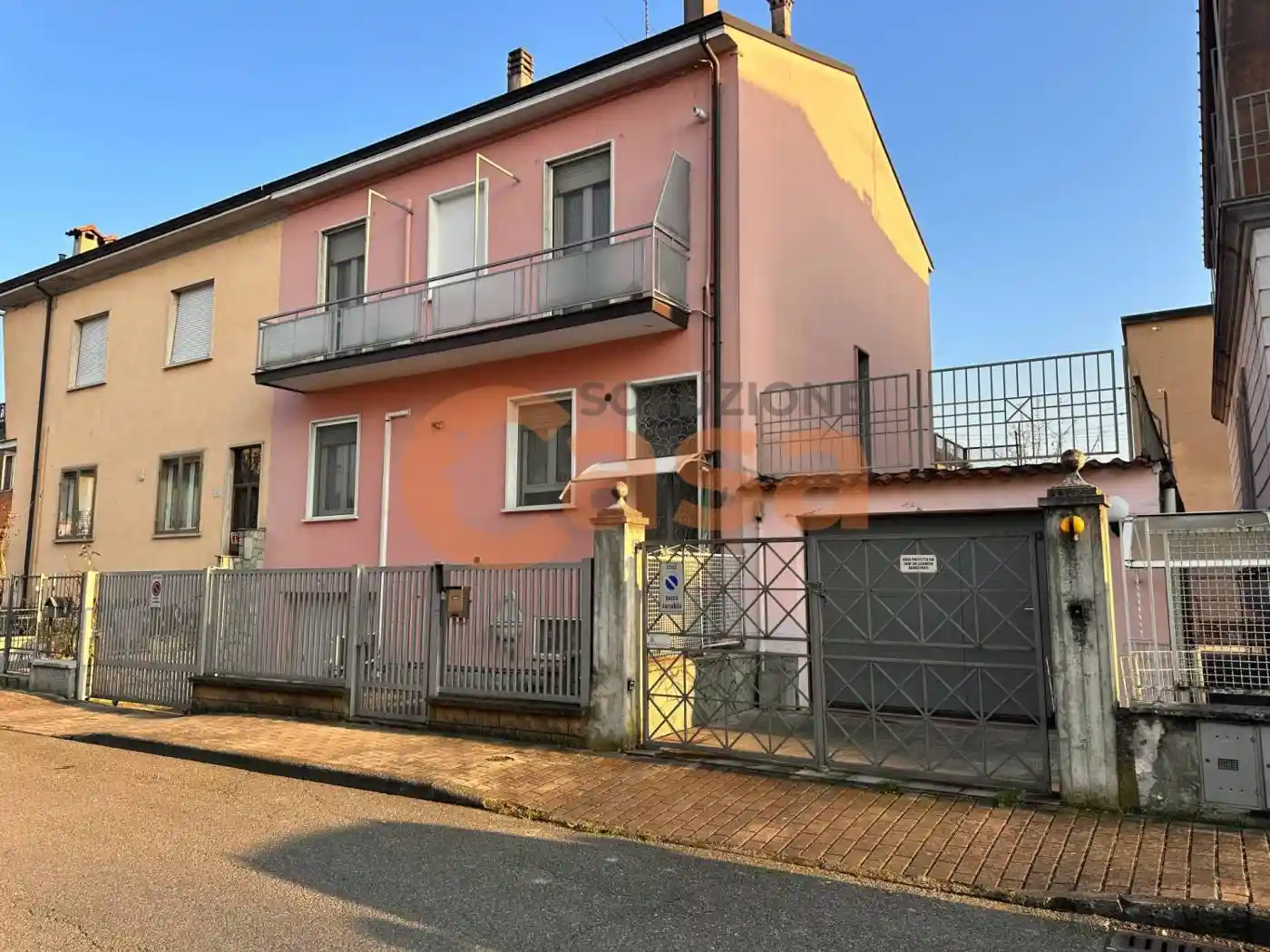 Casa indipendente in vendita a Piacenza