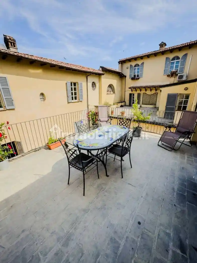 Appartamento in vendita a Piacenza