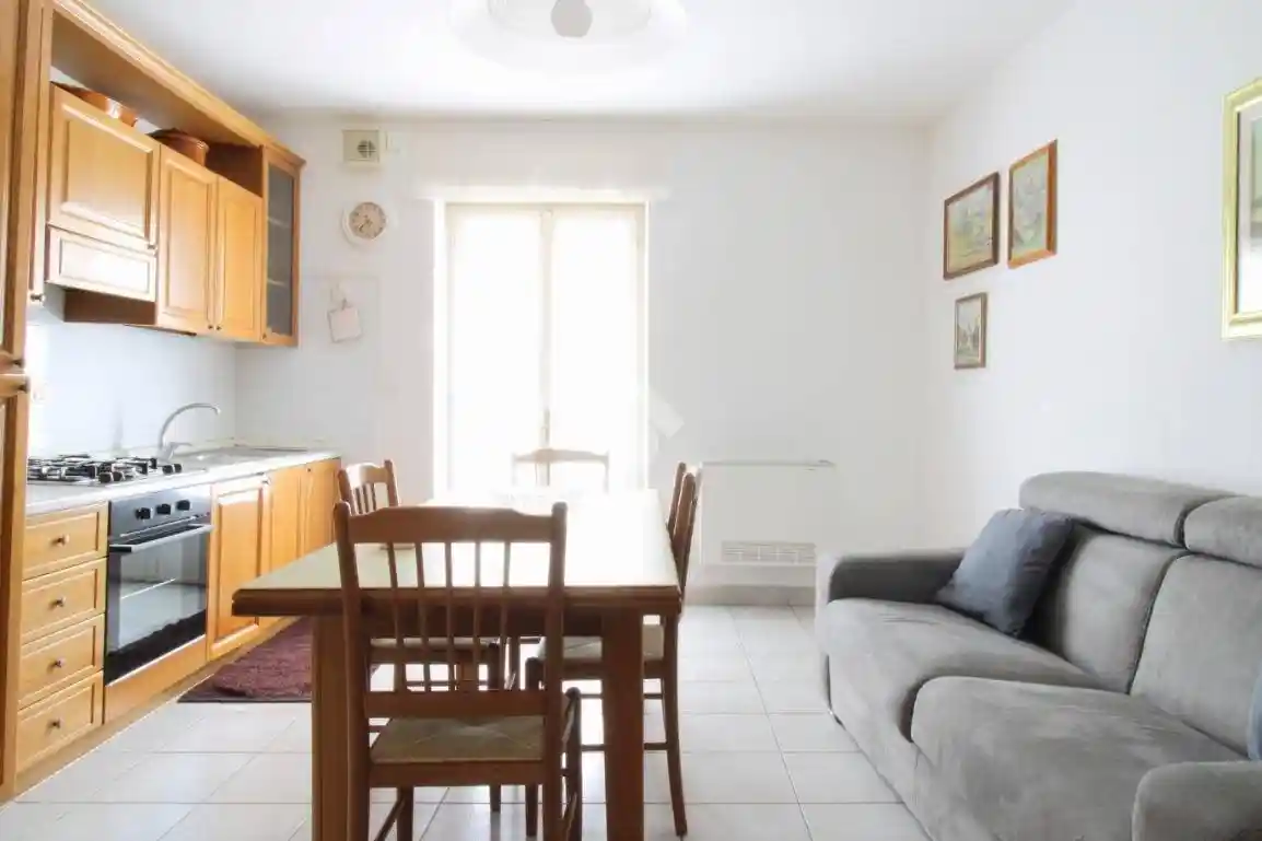 Quadrilocale Vico 2 Garibaldi, Centro, San Salvo - foto 4