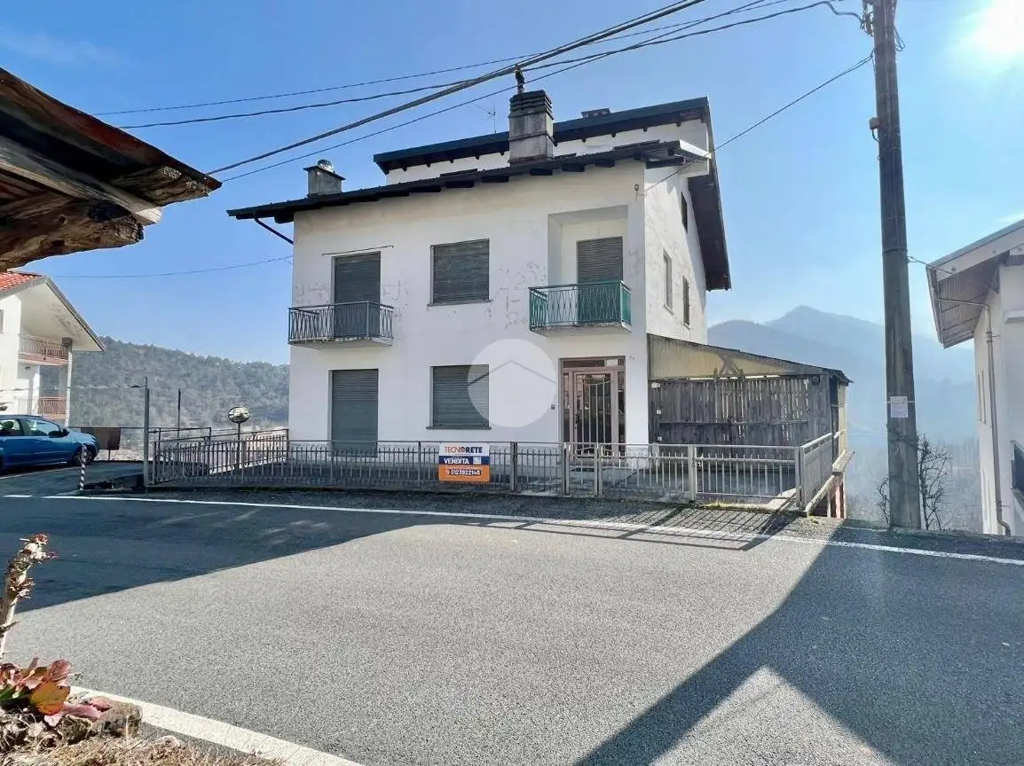 Appartamento in vendita a Traves